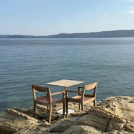 Athos Cape Aparthotel Pyrgadikia
