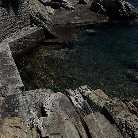 Apart Otel Athos Cape 4*